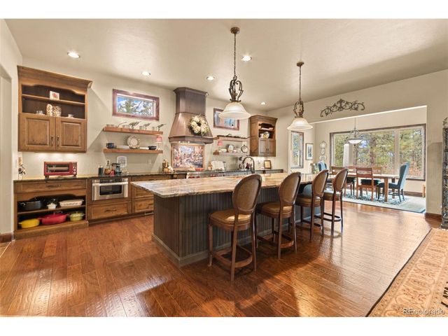 1429 Gore Cir, Larkspur, CO 80118