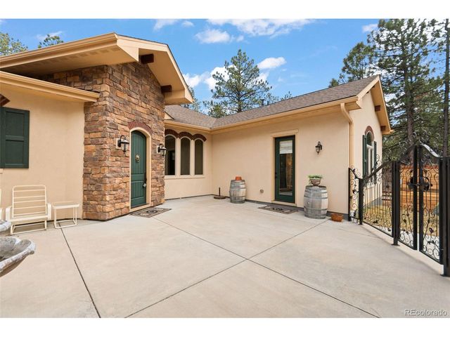 1429 Gore Cir, Larkspur, CO 80118