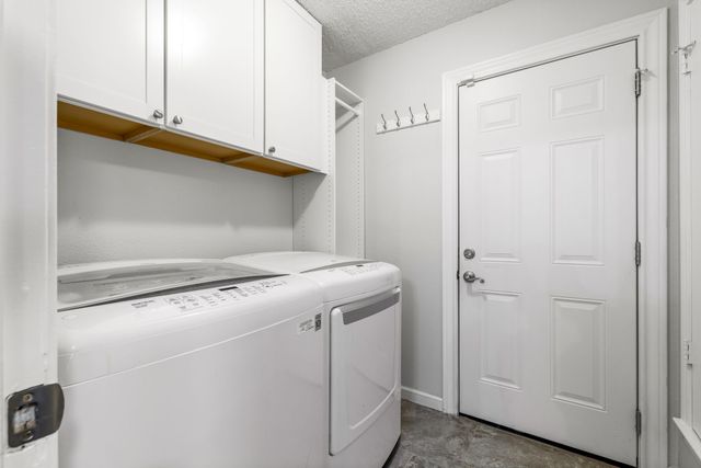 1949 E Branch Hollow Drive, Carrollton, TX 75007