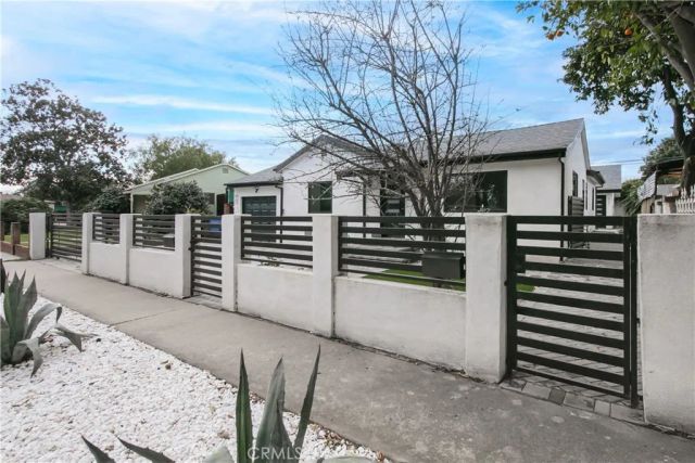 8141 Hazeltine, Panorama City, CA 91402