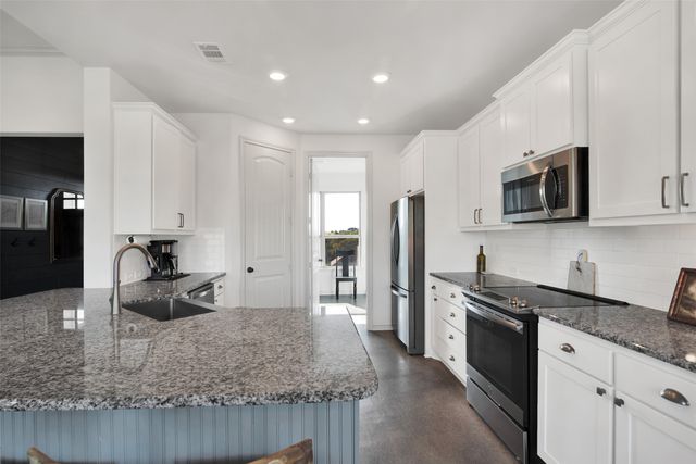 201 Meadow Hill Lane, Sherman, TX 75090