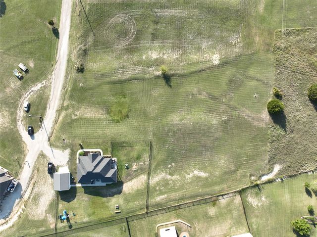 201 Meadow Hill Lane, Sherman, TX 75090