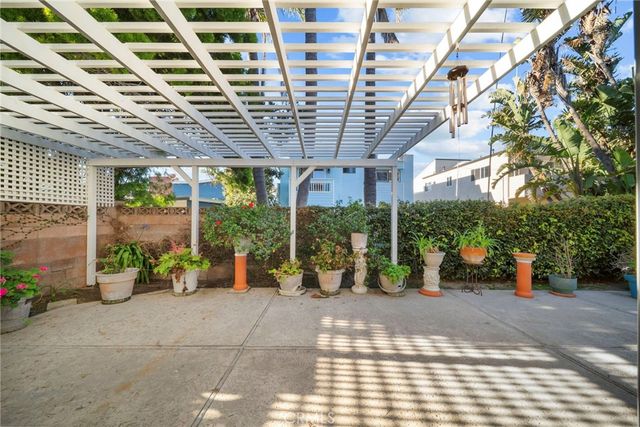 1277 Devon Lane, Ventura, CA 93001