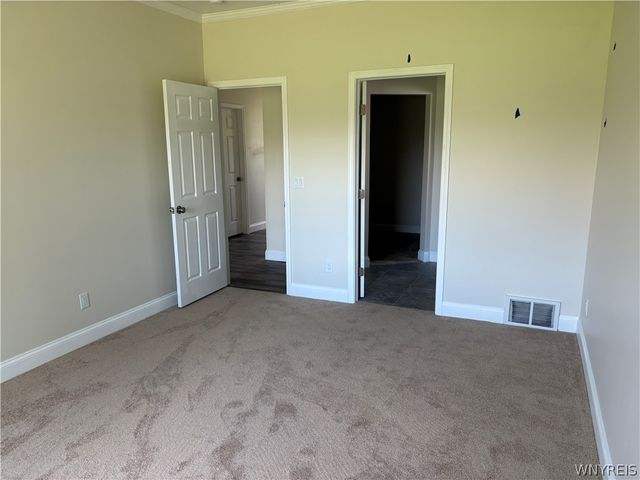 5200 Berg Road, West Seneca, NY 14218