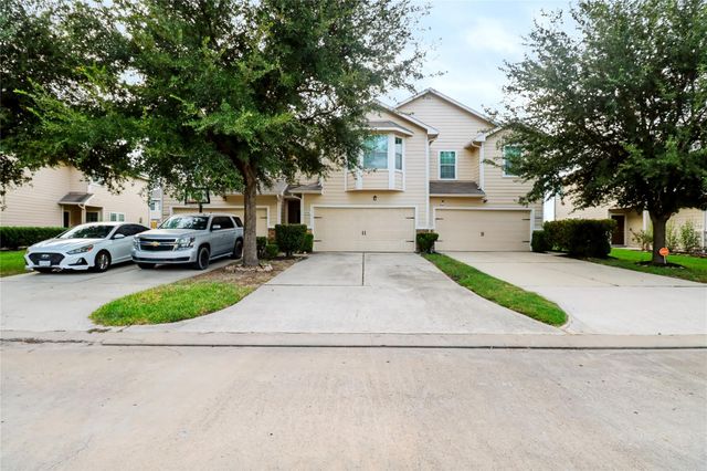 11521 Champions Green Drive, Houston, TX 77066