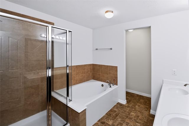 11521 Champions Green Drive, Houston, TX 77066