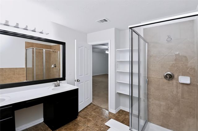 11521 Champions Green Drive, Houston, TX 77066
