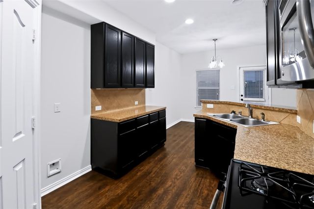 11521 Champions Green Drive, Houston, TX 77066
