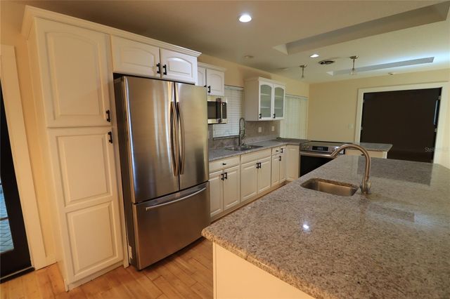 17815 SUNRISE DRIVE, Lutz, FL 33549