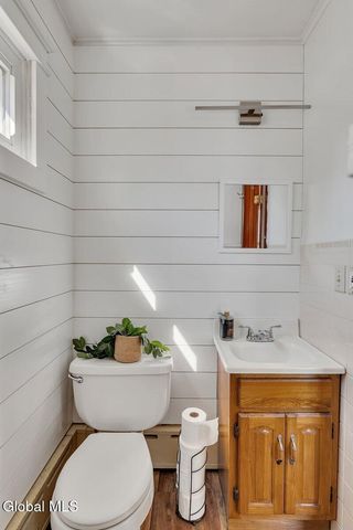 6 Marion Ave, South Glens Falls, NY 12803