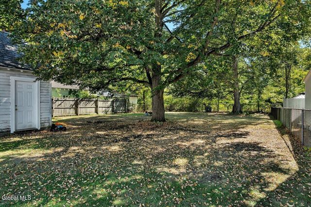 6 Marion Ave, South Glens Falls, NY 12803