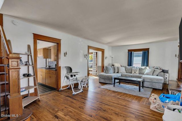 6 Marion Ave, South Glens Falls, NY 12803