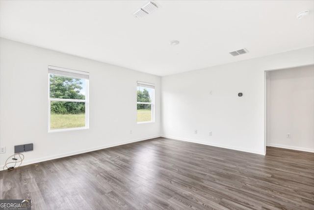249 Isabella Way, Byron, GA 31008