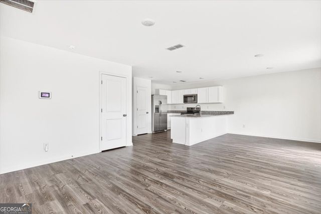 249 Isabella Way, Byron, GA 31008