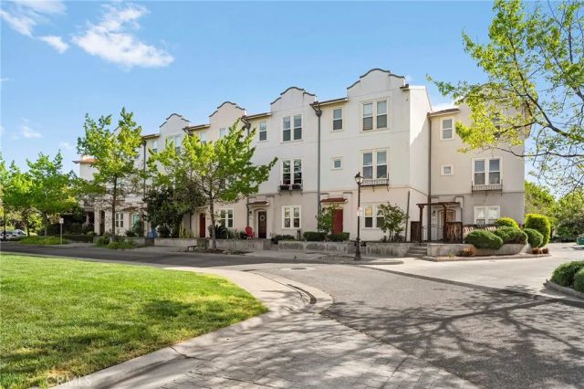 2227 Hutchinson Street, Chico, CA 95928