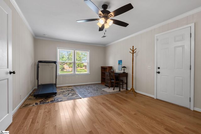 150 Spring Street, Wellford, SC 29385