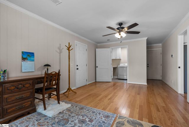 150 Spring Street, Wellford, SC 29385