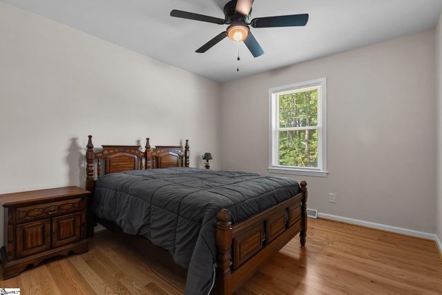 150 Spring Street, Wellford, SC 29385