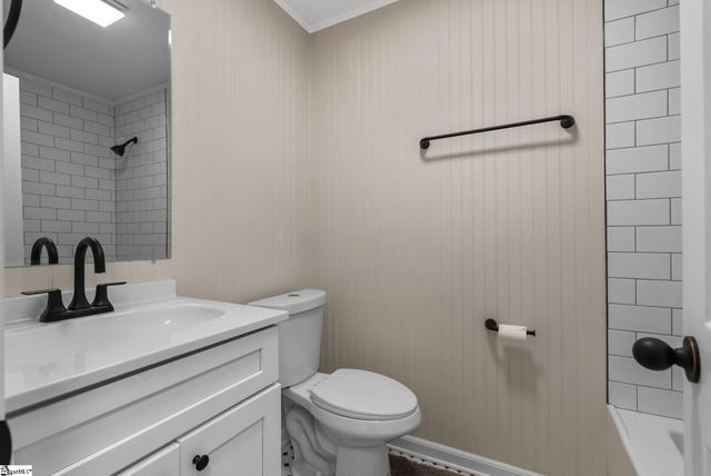 150 Spring Street, Wellford, SC 29385