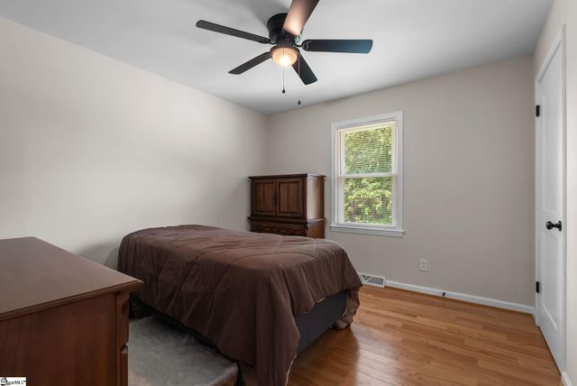 150 Spring Street, Wellford, SC 29385