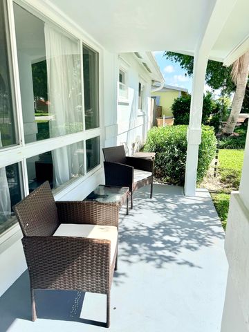 401 SE 3rd Terrace, Deerfield Beach, FL 33441