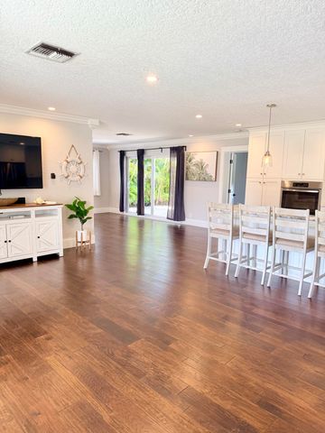 401 SE 3rd Terrace, Deerfield Beach, FL 33441