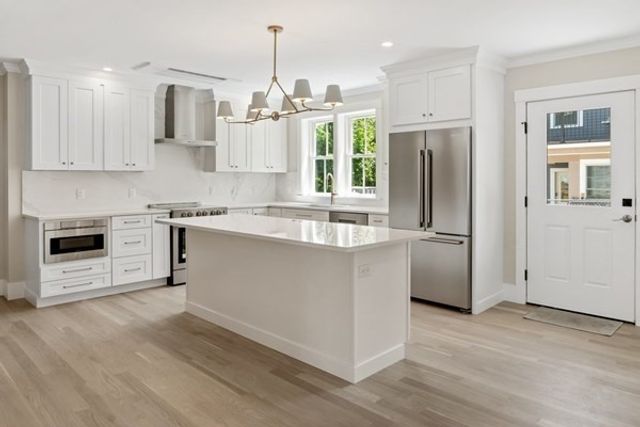 101 Market Street B, Amesbury, MA 01913