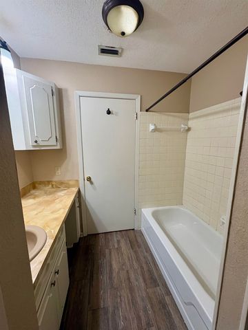 3624 French Dr., Longview, TX 75604