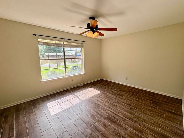 3624 French Dr., Longview, TX 75604