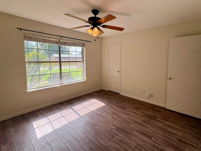 3624 French Dr., Longview, TX 75604
