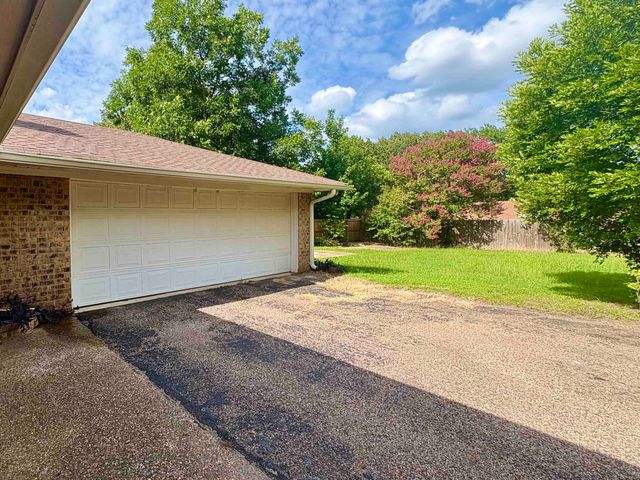 3624 French Dr., Longview, TX 75604