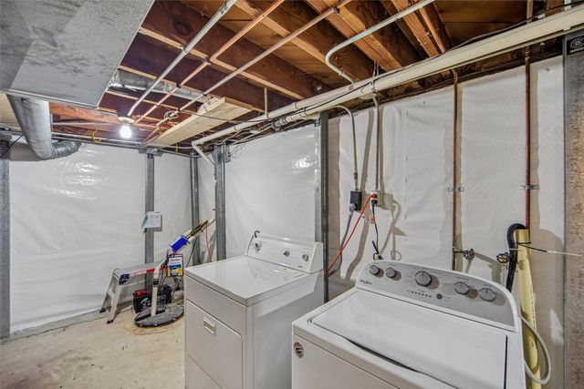1731 56th Street, Des Moines, IA 50310