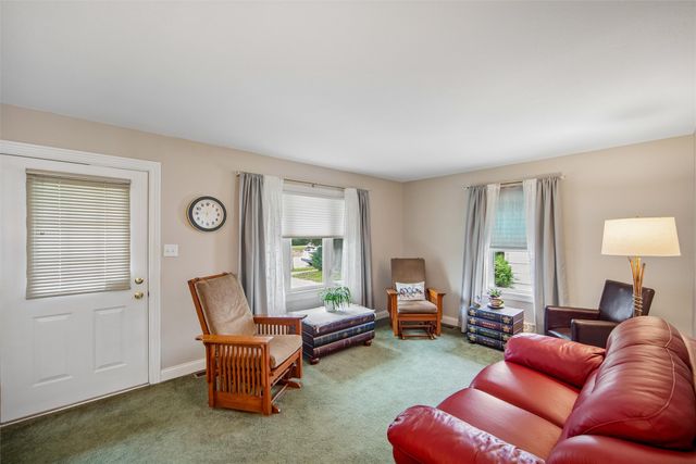 1731 56th Street, Des Moines, IA 50310