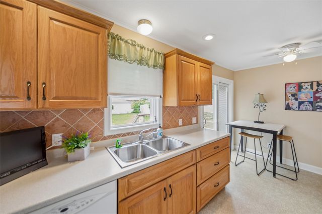 1731 56th Street, Des Moines, IA 50310