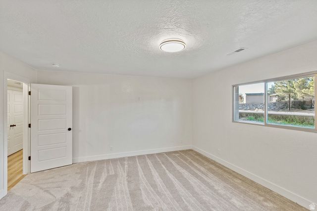 3360 S CHAPARAL DR, St. George, UT 84790