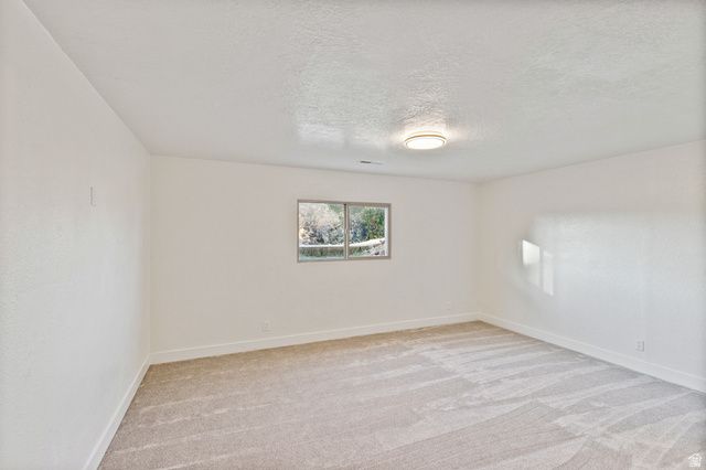 3360 S CHAPARAL DR, St. George, UT 84790