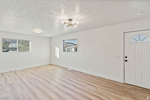 3360 S CHAPARAL DR, St. George, UT 84790