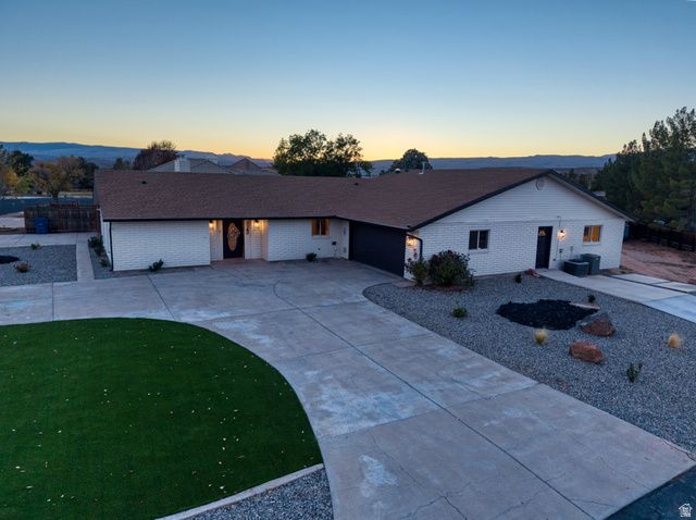 3360 S CHAPARAL DR, St. George, UT 84790
