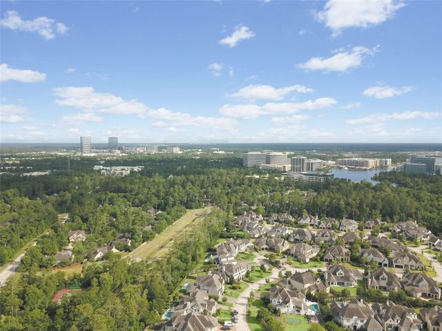 111 Zephyr Bend Place, The Woodlands, TX 77381