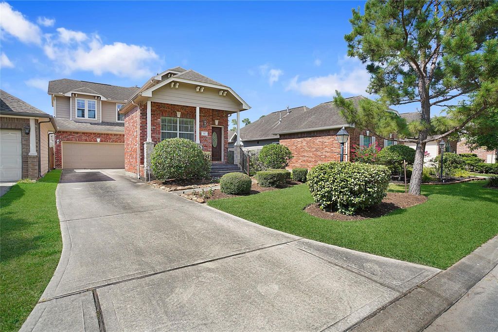 111 Zephyr Bend Place, The Woodlands, TX 77381