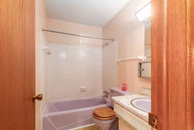 1372 Bellflower Avenue, Columbus, OH 43204