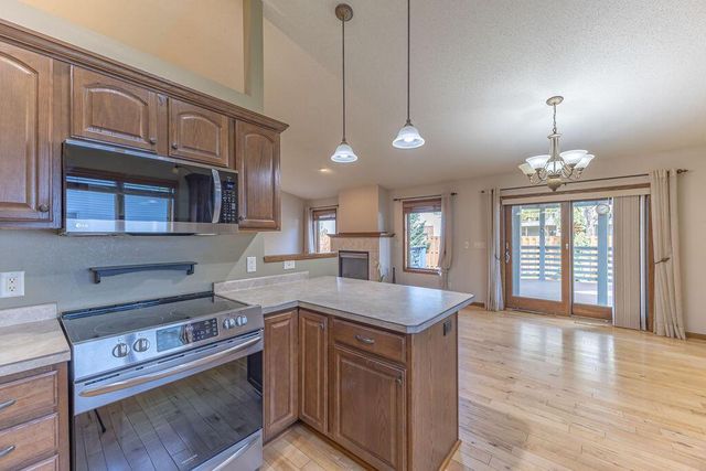 1009 Windhill STREET, Onalaska, WI 54650