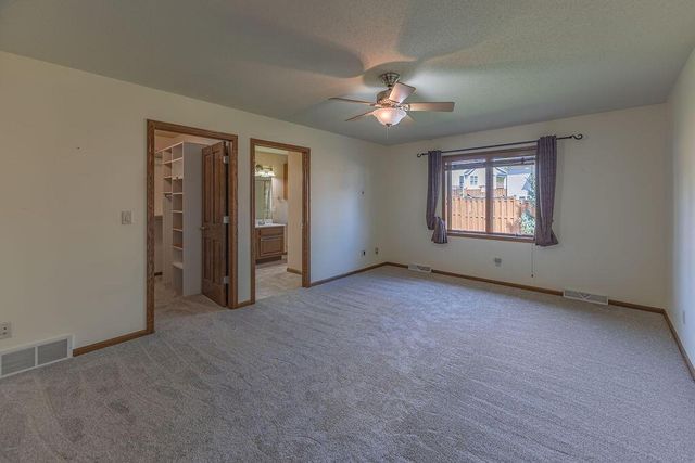 1009 Windhill STREET, Onalaska, WI 54650