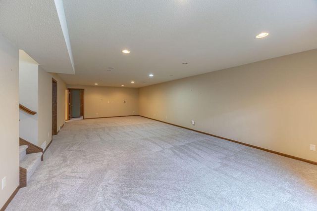 1009 Windhill STREET, Onalaska, WI 54650
