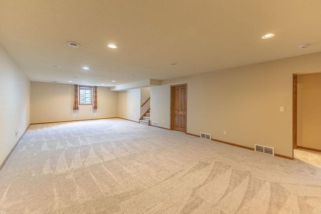 1009 Windhill STREET, Onalaska, WI 54650