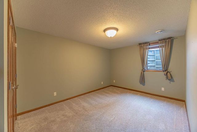 1009 Windhill STREET, Onalaska, WI 54650
