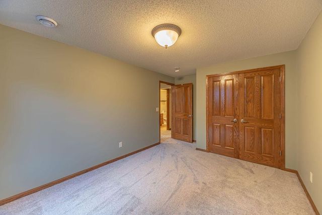 1009 Windhill STREET, Onalaska, WI 54650