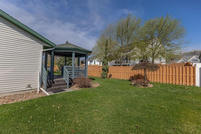 1009 Windhill STREET, Onalaska, WI 54650