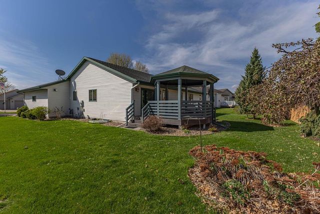 1009 Windhill STREET, Onalaska, WI 54650