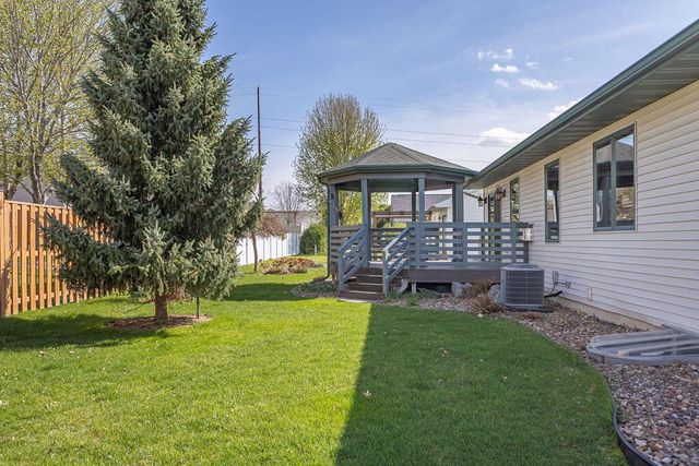 1009 Windhill STREET, Onalaska, WI 54650